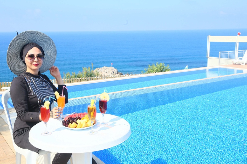 Otel