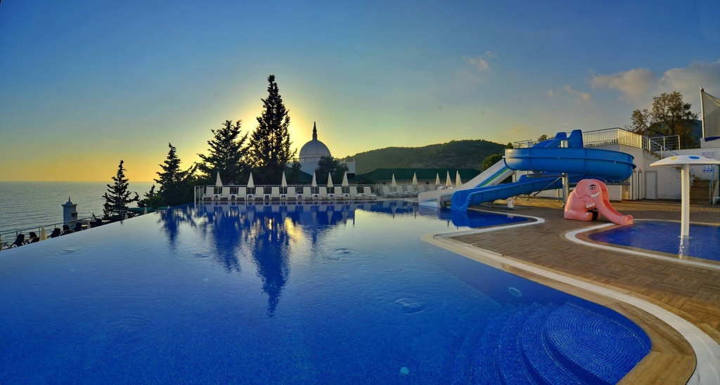 Otel