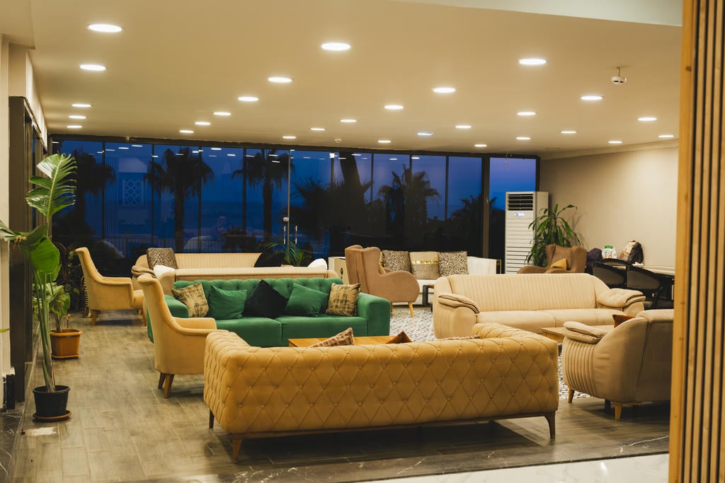 Otel