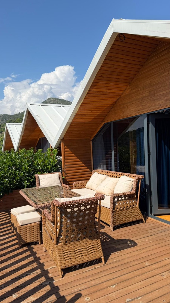 Ahşap Bungalow